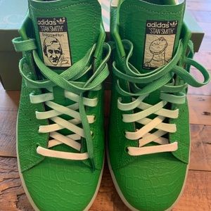 Like new green size 11 Stan Smith adidas Disney Toy Story Rex addition sneakers
